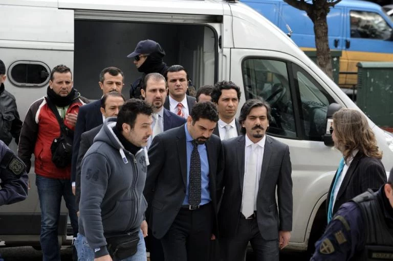 EKTAKTO – Ήρθαν οι Τούρκοι για τους 8! – Συναντήσεις αξιωματούχων με Κοντονή – Τους παραδίδουμε;